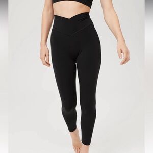 OFFLINE By Aerie Real Me High Waisted Crossover Legging